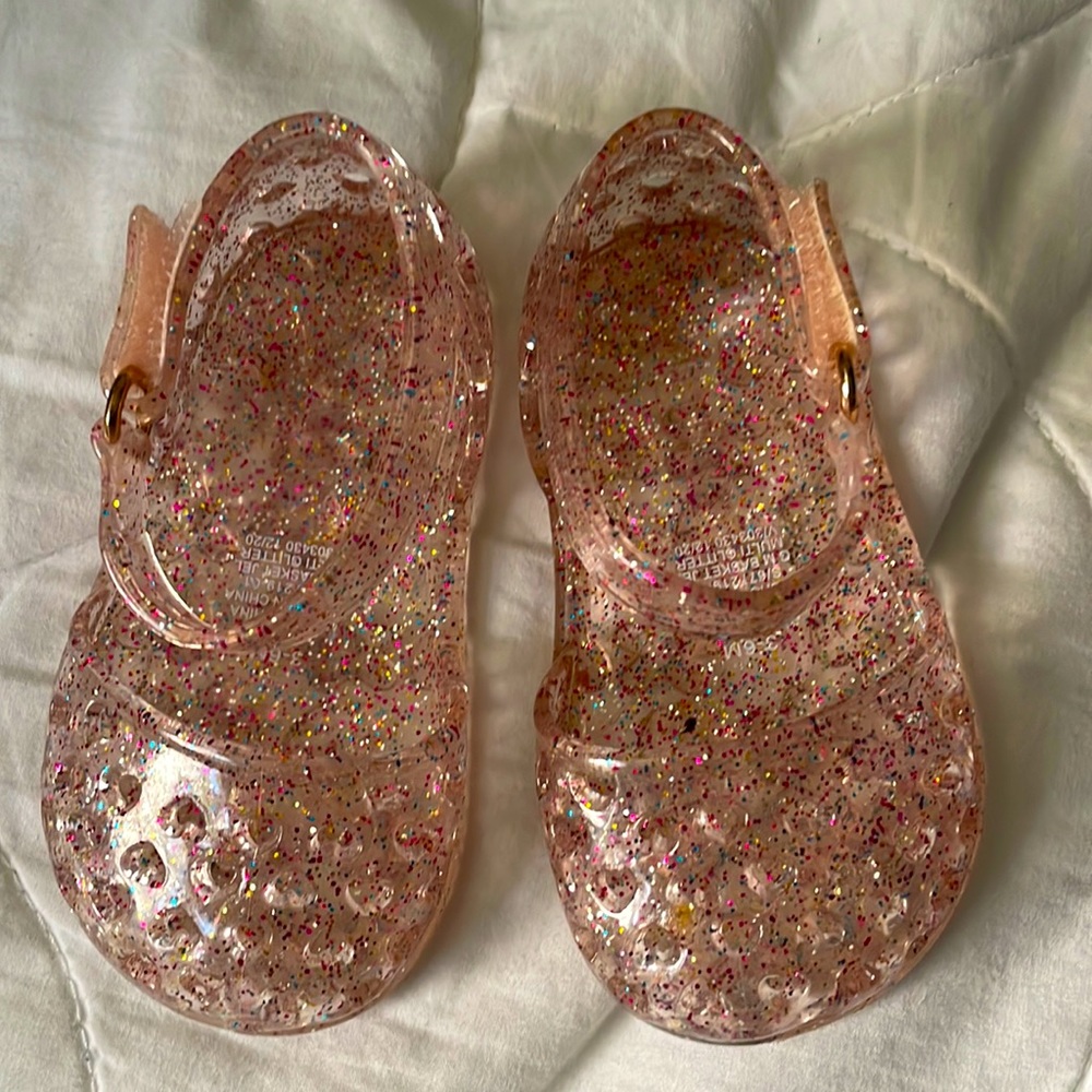Old baby baby jelly sandals